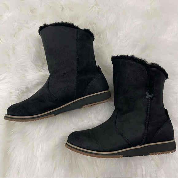 Emu Beach Lo Genuine Leather Suede Boots with Merino Wool Lining Size 7/38 - Picture 1 of 7